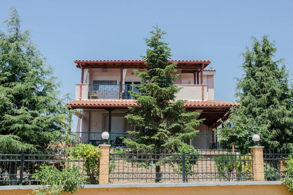 Paressa'S House Apartment Nikiti  Ngoại thất bức ảnh
